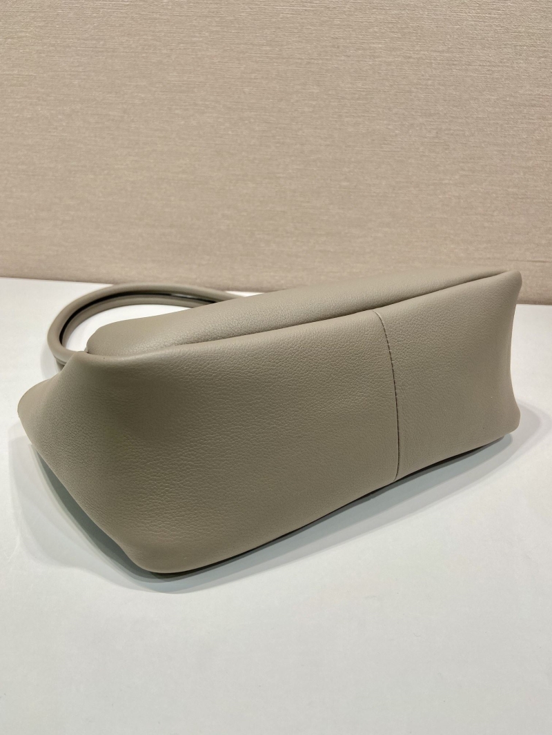 Pra*a top handle bags